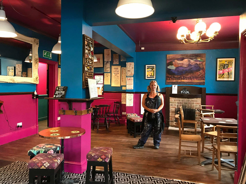 pub